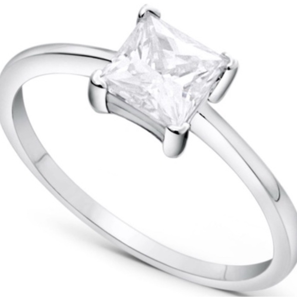 Francis Claire Gorgeous Size 6 Bellamy 0.85 carat princess-cut moissanite - Picture 3 of 7